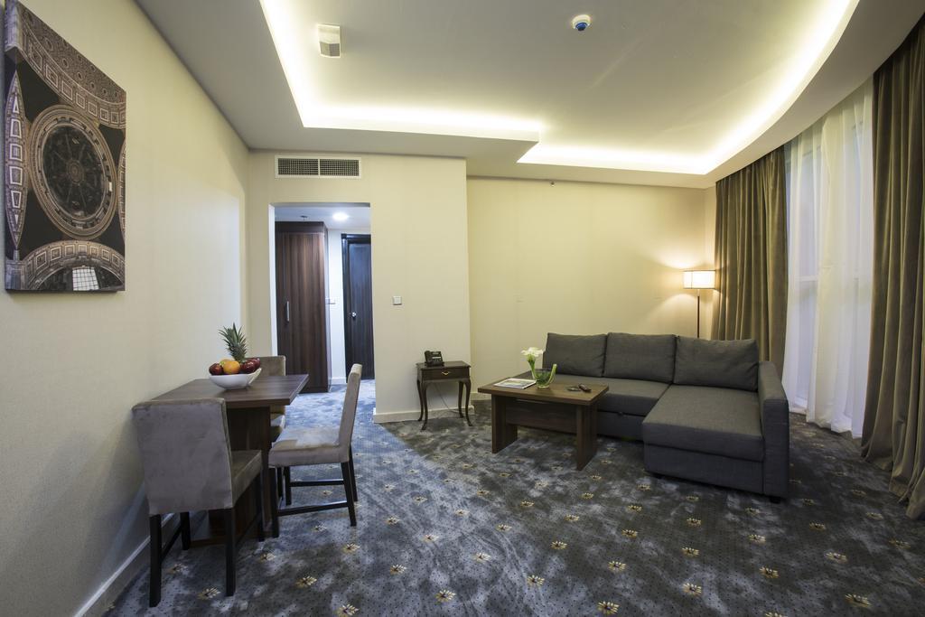 The Town Hotel Doha Dış mekan fotoğraf