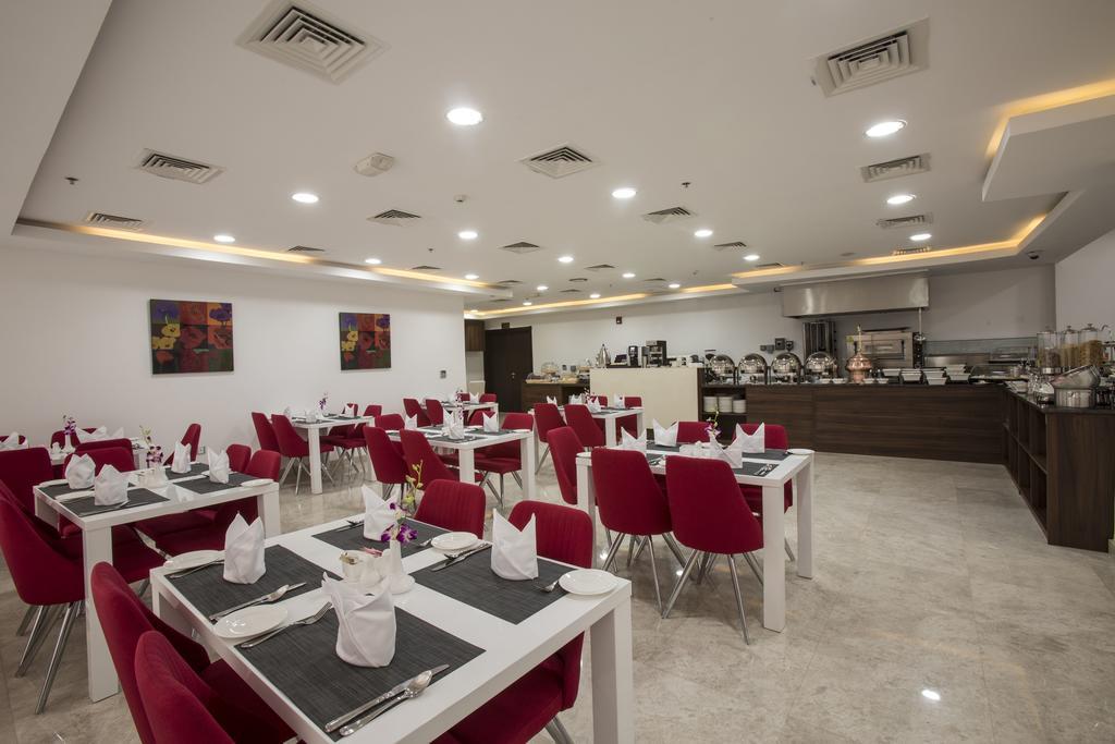 The Town Hotel Doha Dış mekan fotoğraf