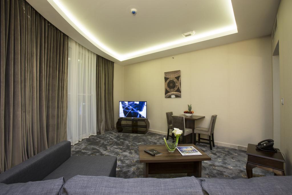 The Town Hotel Doha Dış mekan fotoğraf